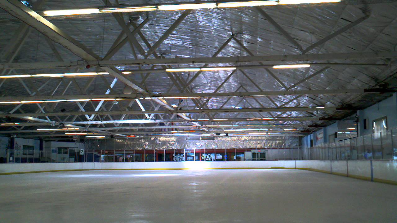 Adult Figure Skating Skating at Belmont Iceland after a boot
