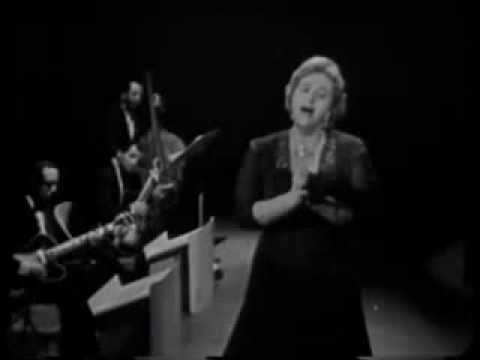 Obejrzyj The Kate Smith Show (1960): Scarlet Ribbons w YouTube
