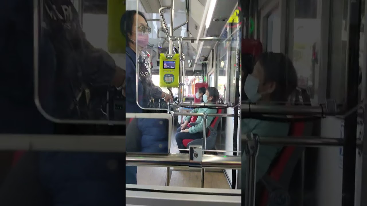 2026年2月14日首都客運新款總盈845電動公車EAA-583#公車 ，行徑新莊幸福路商圈，建福路口往中和街口，情人節快樂。