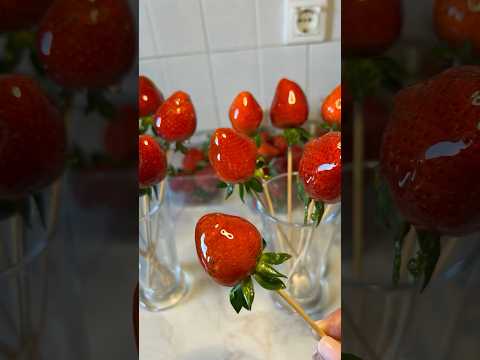 СТЕКЛЯННАЯ КЛУБНИКА #клубникавстекле #клубникатренд #клубника