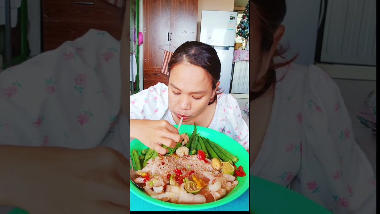 เส้นเล็กตีนไก่ค่ะ