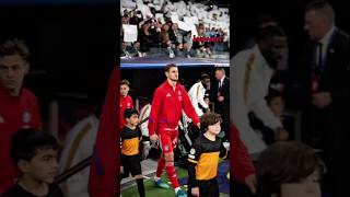 Josip Stanisic wa Bayern Munich nawe
