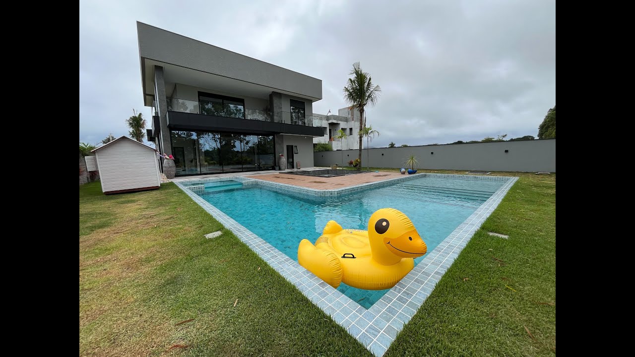 Casa a venda no maravilhoso condominio Costão Golf Club