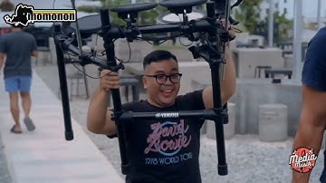 MOMONON - DI TINGGAL TEMAN ( Lirik musik video ) #momonon #momononcomeback #reggaemusic #musica