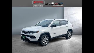 2023 Jeep Compass Latitude Lux (X8657)