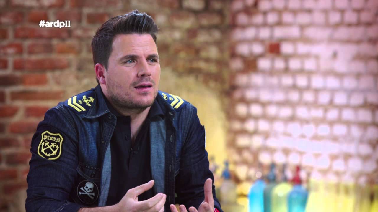 Dani Martín: “Se piensa mucho en política y poco en el corazón” - Al Rincón de Pensar