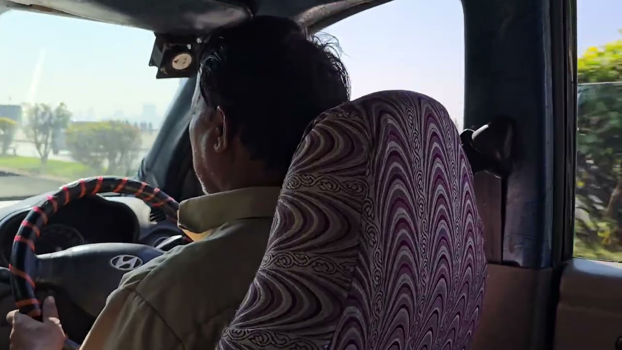 Chowpatty Beach and the iconic Taj Mahal Palace Hotel.