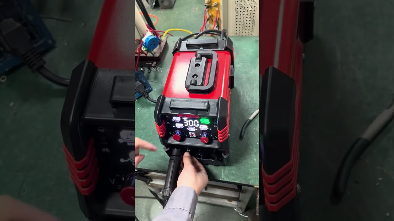 MIG/MMA/LIFT -TIG 3FUNCTIONS IN 1,  CORRECT INSTALLING THE WIRE.