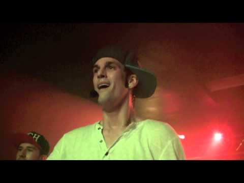 Aaron Carter Performs Leave It Up To Me In Jacksonville, FL