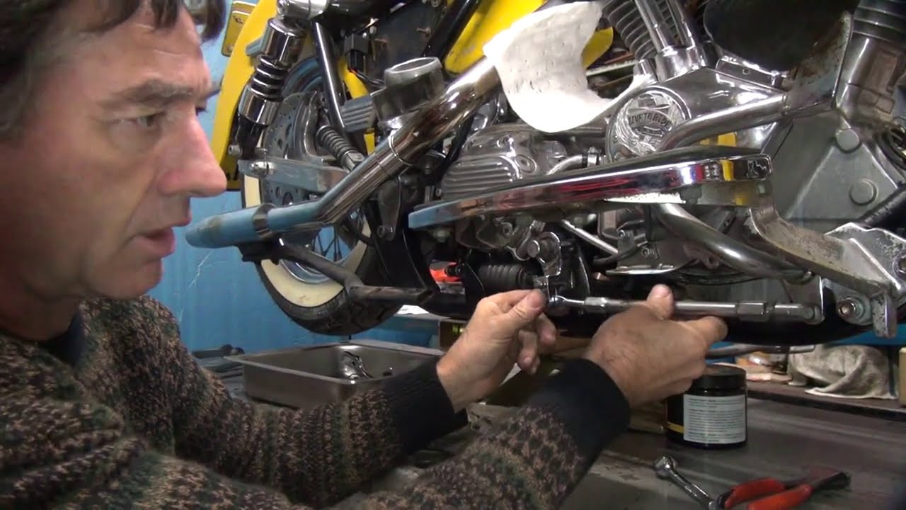 Motorcycle Parts Rear Master Cylinder 8799 FXST Softail FXR 4244687B