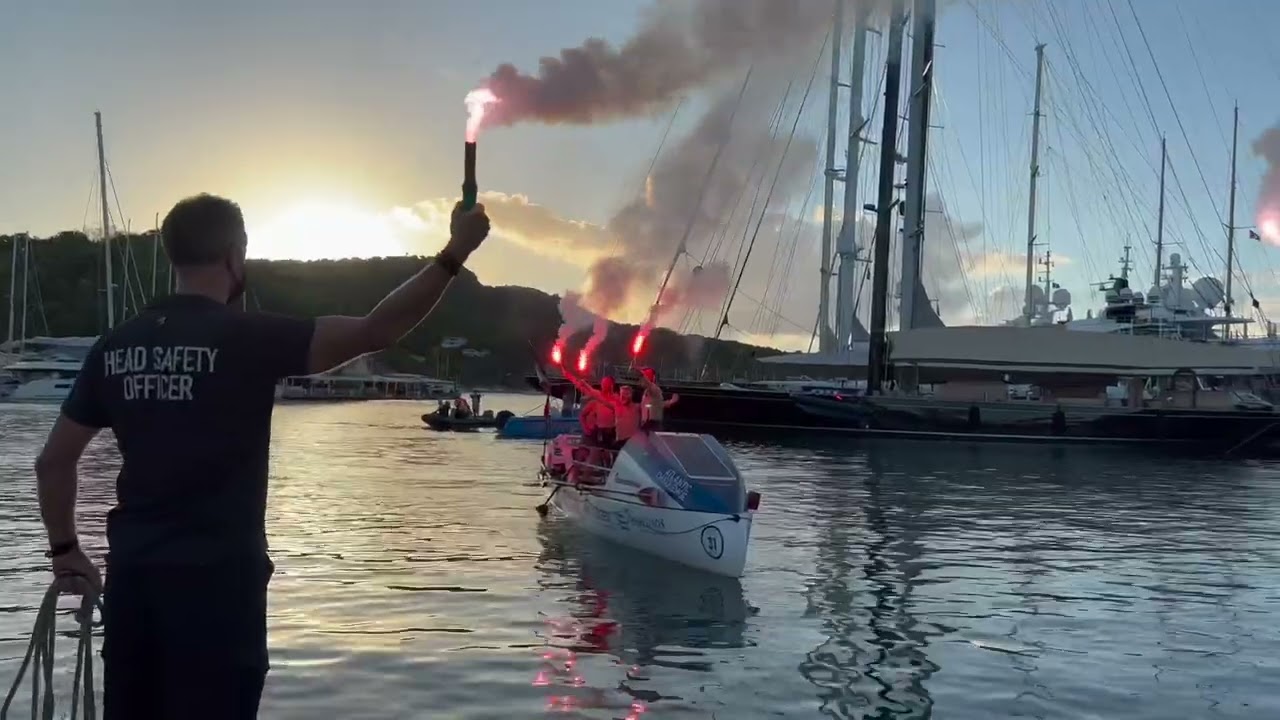 Ankunft SWISS RAW - Gewinner des härtesten Ruderrennens der Welt (TWAC21)