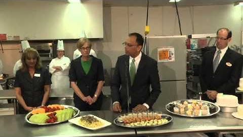 Hollywood Casino taps Columbus State Community College students for food openings