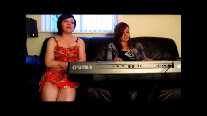 Vicky Barker - Someone Like You (Adele Cover): Liv...