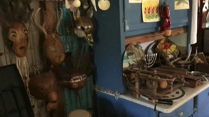 Tour Jeanette stone studio
