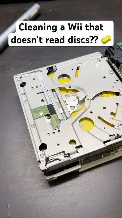 How To Fix A Wii U That Won't Read Discs Cleaning another Wii that won’t read discs 🙏 - YouTube