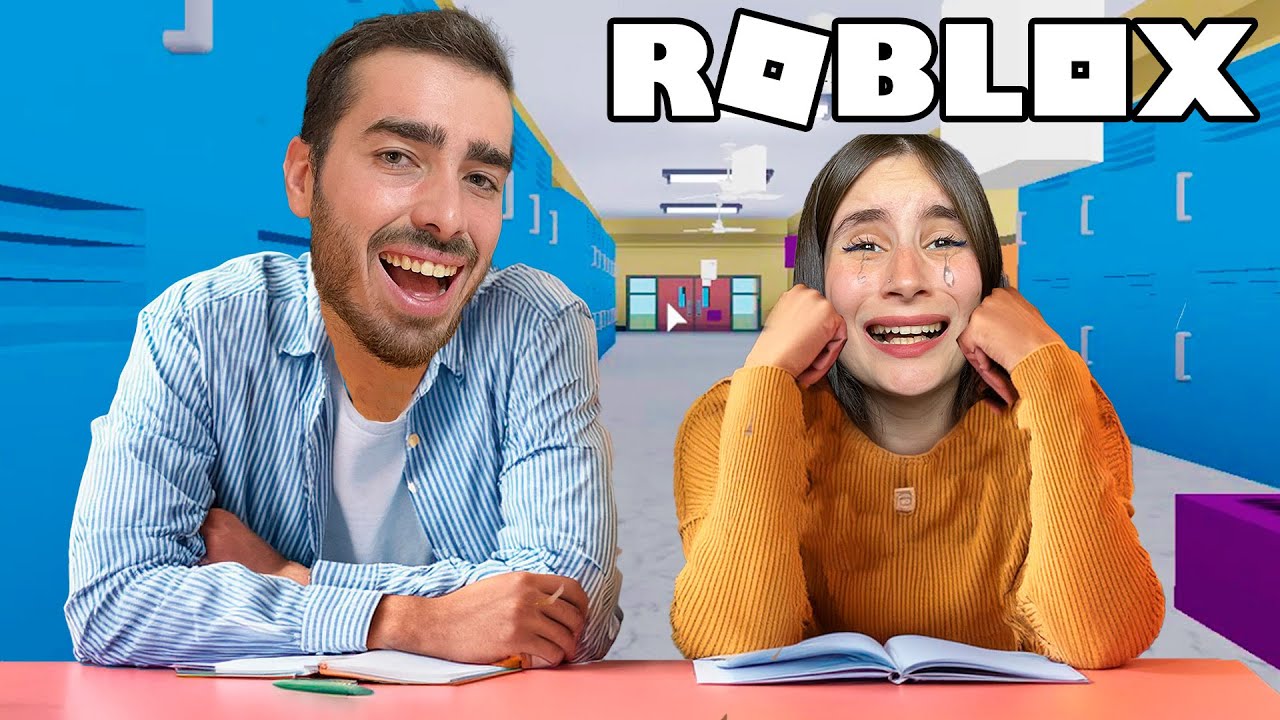 ATRAPADOS EN LA ESCUELA en ROBLOX!