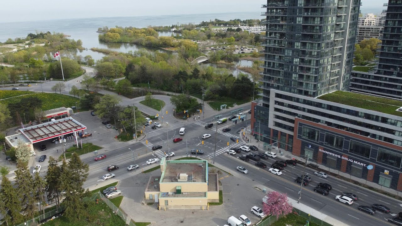 toronto-intersections-lakeshore-blvd-west-at-park-lawn-road-dji