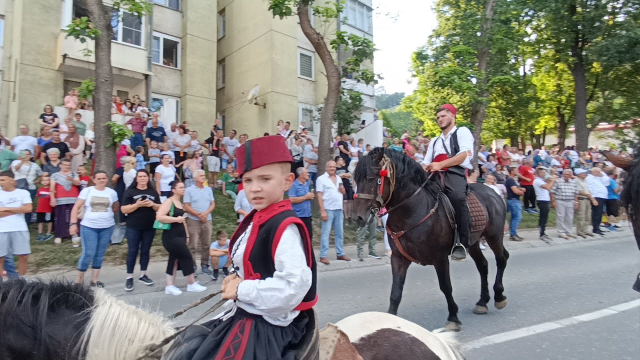 Defile preko 300 Konjanika kroz Donji Vakuf prema mjestu PRUSAC-AJVATOVICA 2024