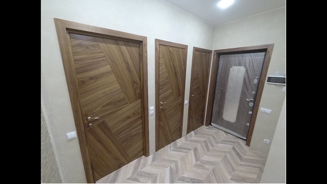 Как установить наличники на межкомнатные двери если кривые стены - 92 фото