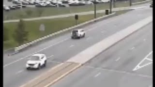 Crazy Driver Goes Backward on Ohio Highway