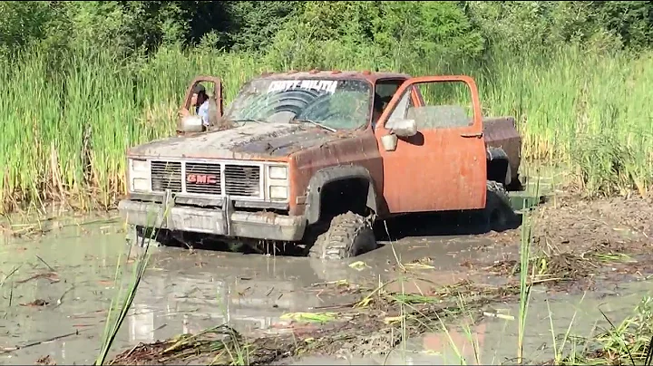 ZZ454 Big Block Squarebody Open Header and Breakin Hearts