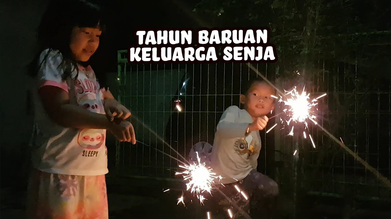 TAHUN BARU DI KELUARGA SENJA FIRSTA - YouTube