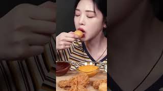 asmr eating, korean mukbang, chicken, poulet frit, 炸鸡 。, チキン, pollo, Hühnchen -s, gà rán