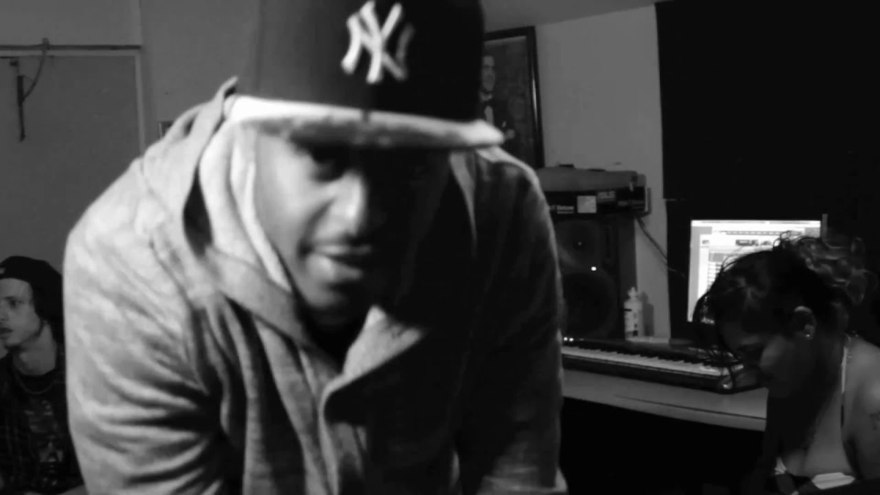 Jon D. - "Listen" Featuring Boodah (Official Mixtape Music Video) 1080p