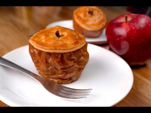Videó: Hogyan Készítsünk Sült Töltött Almát