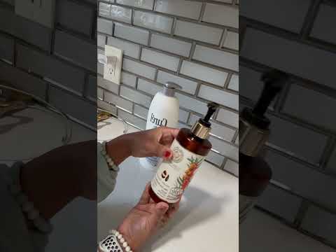  Vacation Hack How To Lock Close The Pump Bottle Travelhacks Howto Shortsvideo Shorts