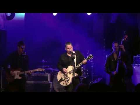 Andy and the Rockets - Burning Love (Live at Rättvik Bowling & Krog 2017)