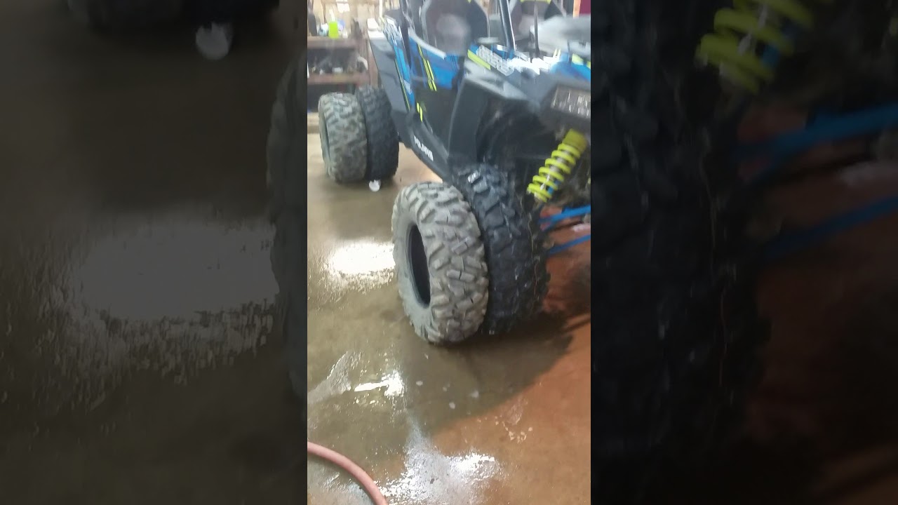 maxxis-carnivore-30x10x14-youtube