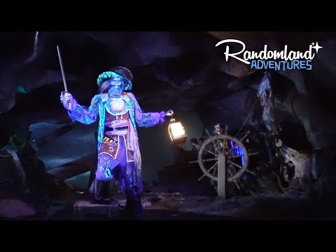 Disneyland Paris PIRATES and Christmas Disney Village!