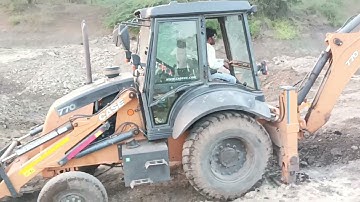 JCB to tractor loading farming material, case 770 machine fantastic