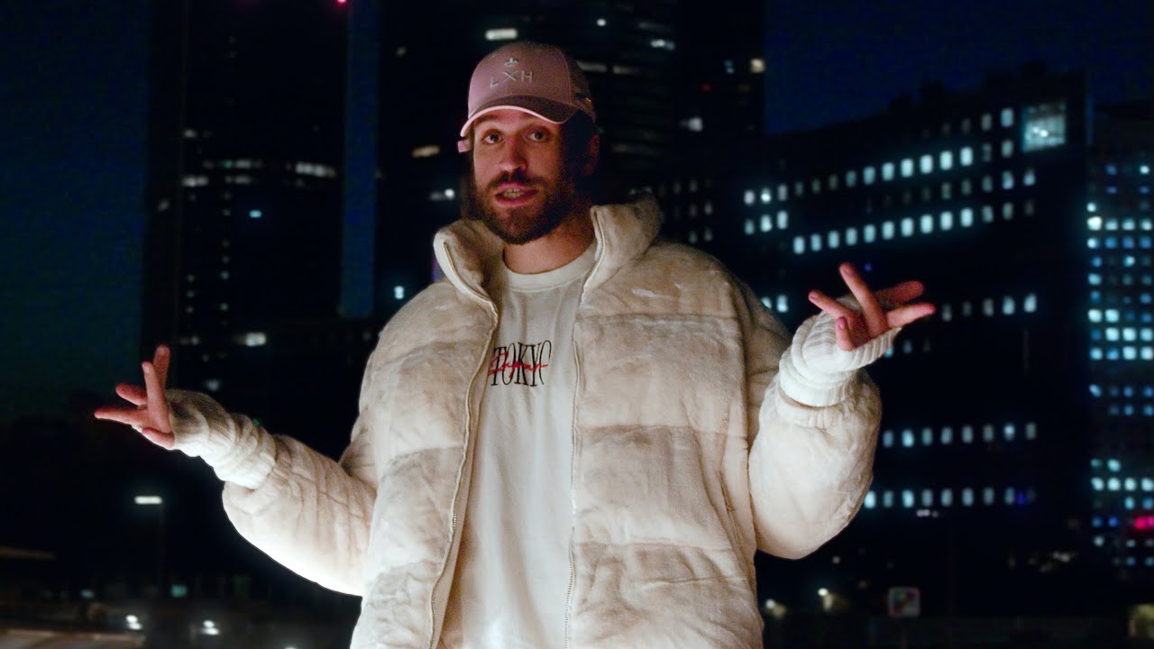 IVAN - C'EST PAS LA FÊTE DE TA COUSINE - CYNTHIA (CLIP OFFICIEL)