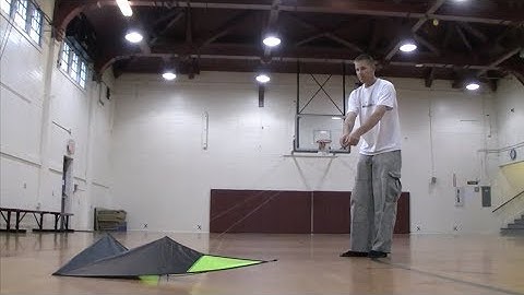 Indoor Dual 08 - Fade (stunt kite tutorial)