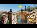 Far from civilization, mother builds her own secret shelter roof to save her daughters