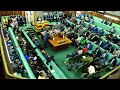 AGOOKYA! LABA EKIGUDDE MU PARLIAMENT! MUNNA UGANDA JANGU OLABE ABABAKA NGA BATEESA!
