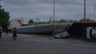 Download lagu Raw video: Train derailment prompts large emergency response in Ferguson