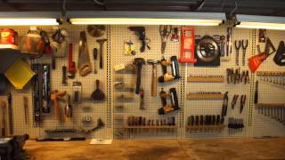 Short video on ways to organize your garage or workshop. Some ideas on how to organize workshop for handyman and ...