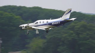 TBM 700 arrival and departure [4K Video!]