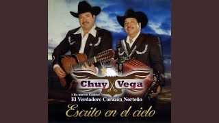 Video thumbnail of "Chuy Vega - Era Mia"