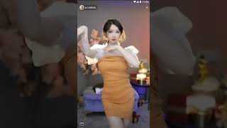 迷人的黎闪电20220326110247