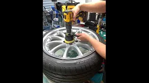 DEWALT  20V MAX  Cordless 3-Tool Kit video review by Ariel