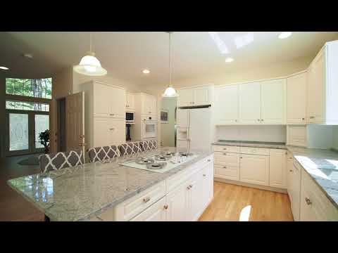 17 Cardinale Lane, Queensbury, NY home video tour