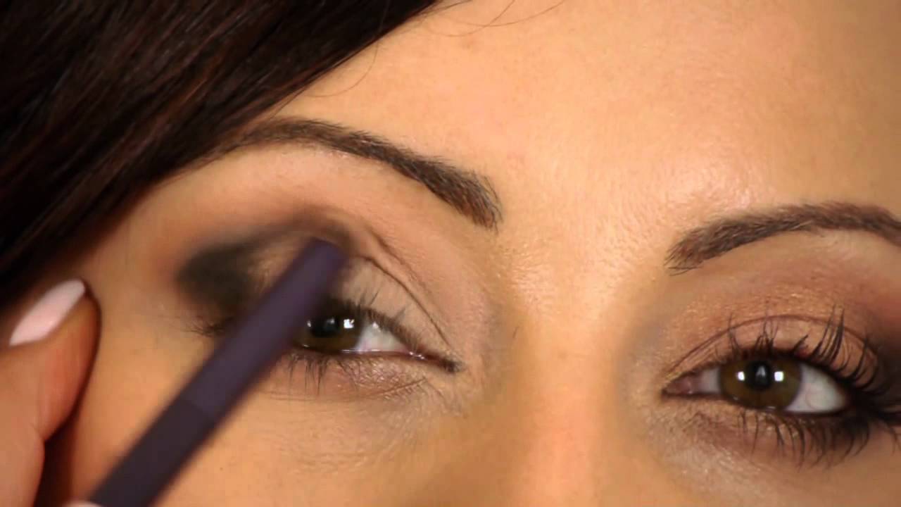 10 basisstappen voor make up dummies
