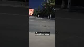 На территории школы №29 в Бишкеке загорелся автомобиль