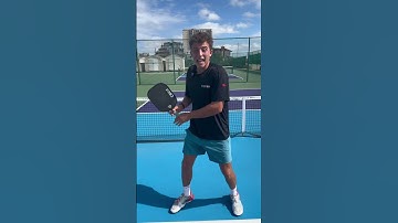 How To Hit a 2 Handed Swinging Volley #pickleball #pickleballtips #shorts