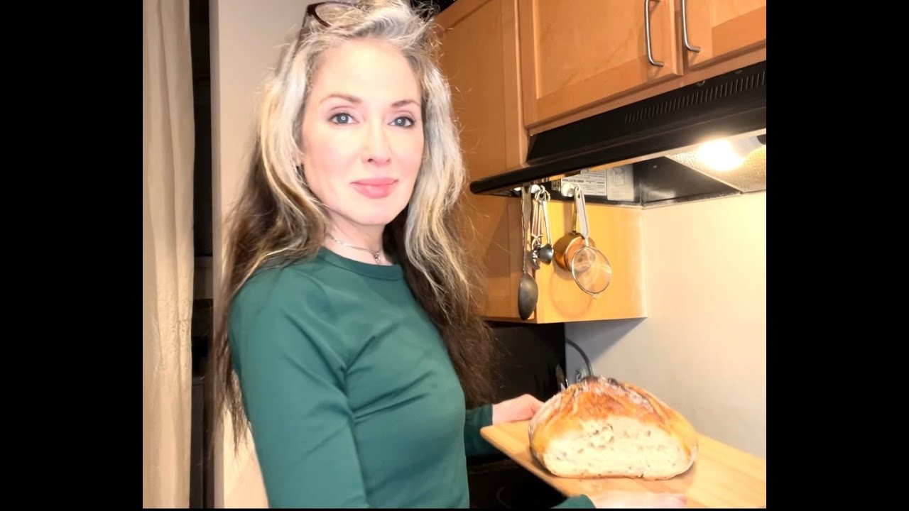 Simple Rustic Round Bread For Yule, Christmas or Any Occasion. YouTube