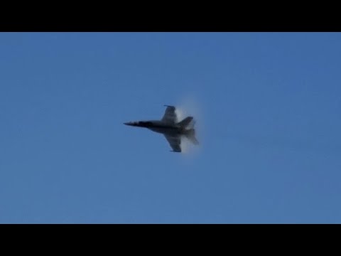 F/A-18 Super Hornet demo (no music/announcer) - Wings over Camarillo 2021 practice day